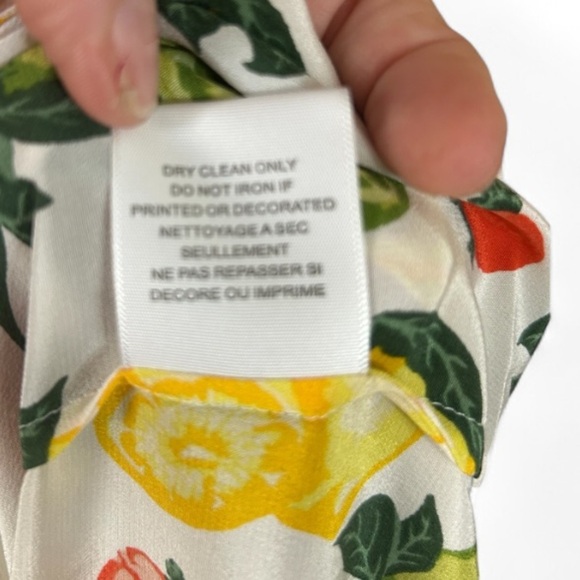 Equipment Femme Size Small Silk Blouse Button Up And Tie Front - Picture 9 of 10